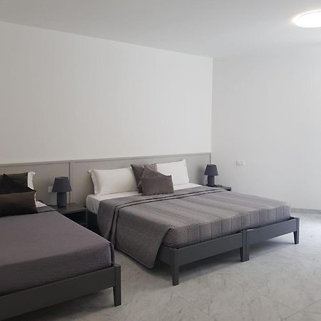Hotel Lorena 토스콜라노마데노 외부 사진