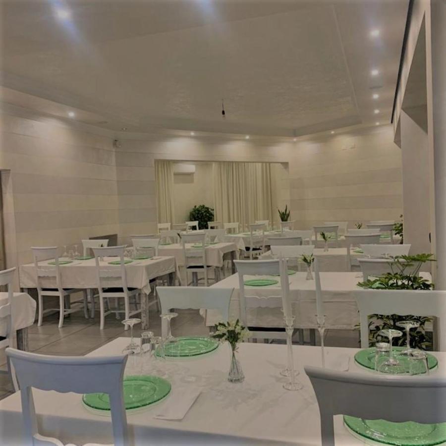 Hotel Lorena 토스콜라노마데노 외부 사진