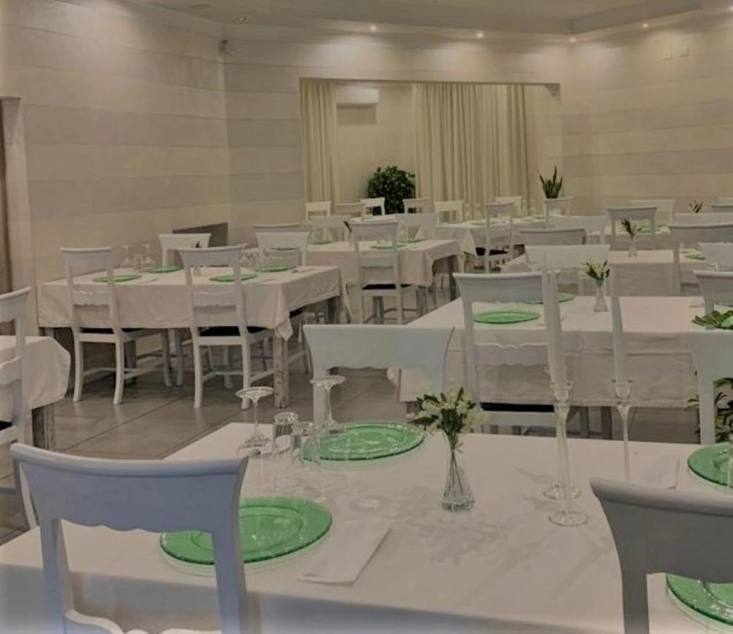 Hotel Lorena 토스콜라노마데노 외부 사진