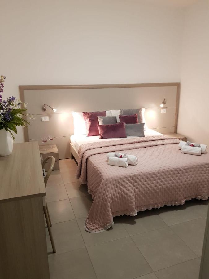 Hotel Lorena 토스콜라노마데노 외부 사진